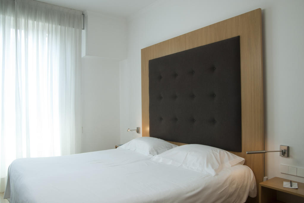 Hotel Montecarlo - Barcelona — Photos 3